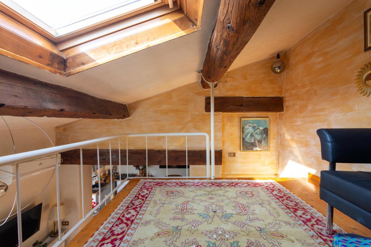 La Soffitta Di Giulietta - Design Loft Lägenhet Verona Exteriör bild